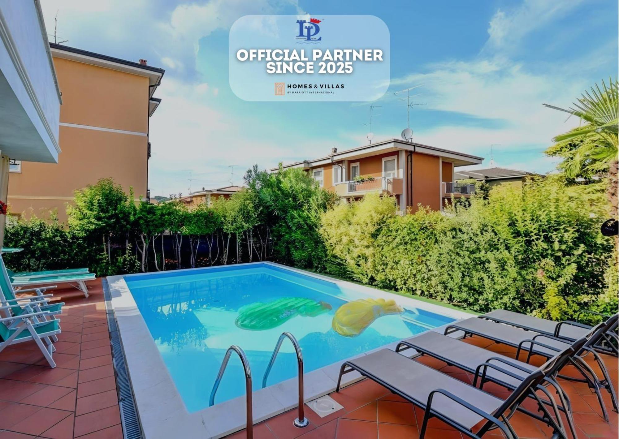 Desenzanoloft Official Partner Marriott Homes & Villas - Garden & Pool Desenzano del Garda Eksteriør billede